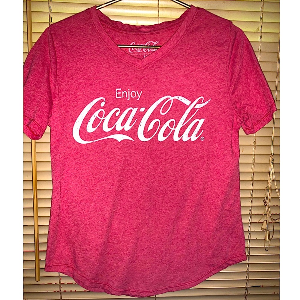 Enjoy Coca-Cola graphic T-shirt sz M advertising